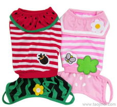 廠家直銷寵物衣服，可愛草莓西瓜裝批發(fā)詳情